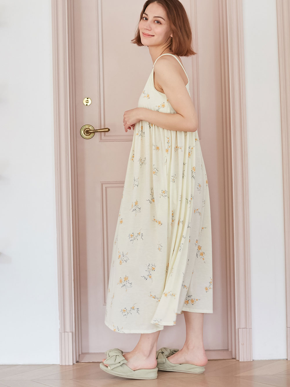 マタニティ パジャマ・ルームウェア|カップ付フラワーキャミドレス　マタニティ・授乳パジャマ・ワンマイル・ホームウェア・大きいサイズ|ペールイエロー