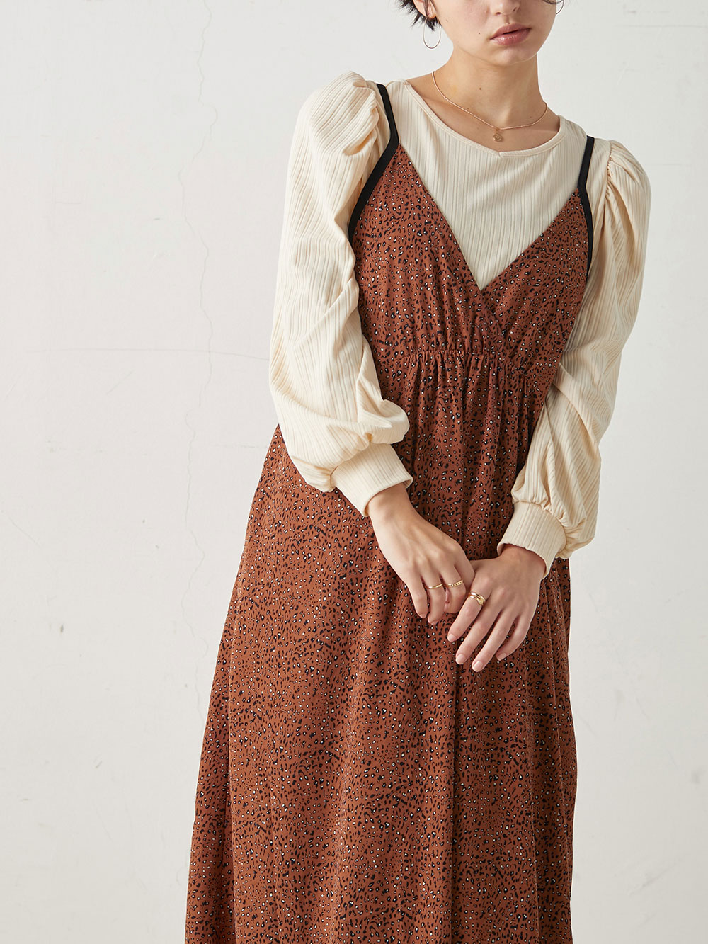 マタニティ ワンピース|エンパイアラインギャザーキャミ ワンピース　マタニティ・授乳服【出産後も長く使える】|ブラウン