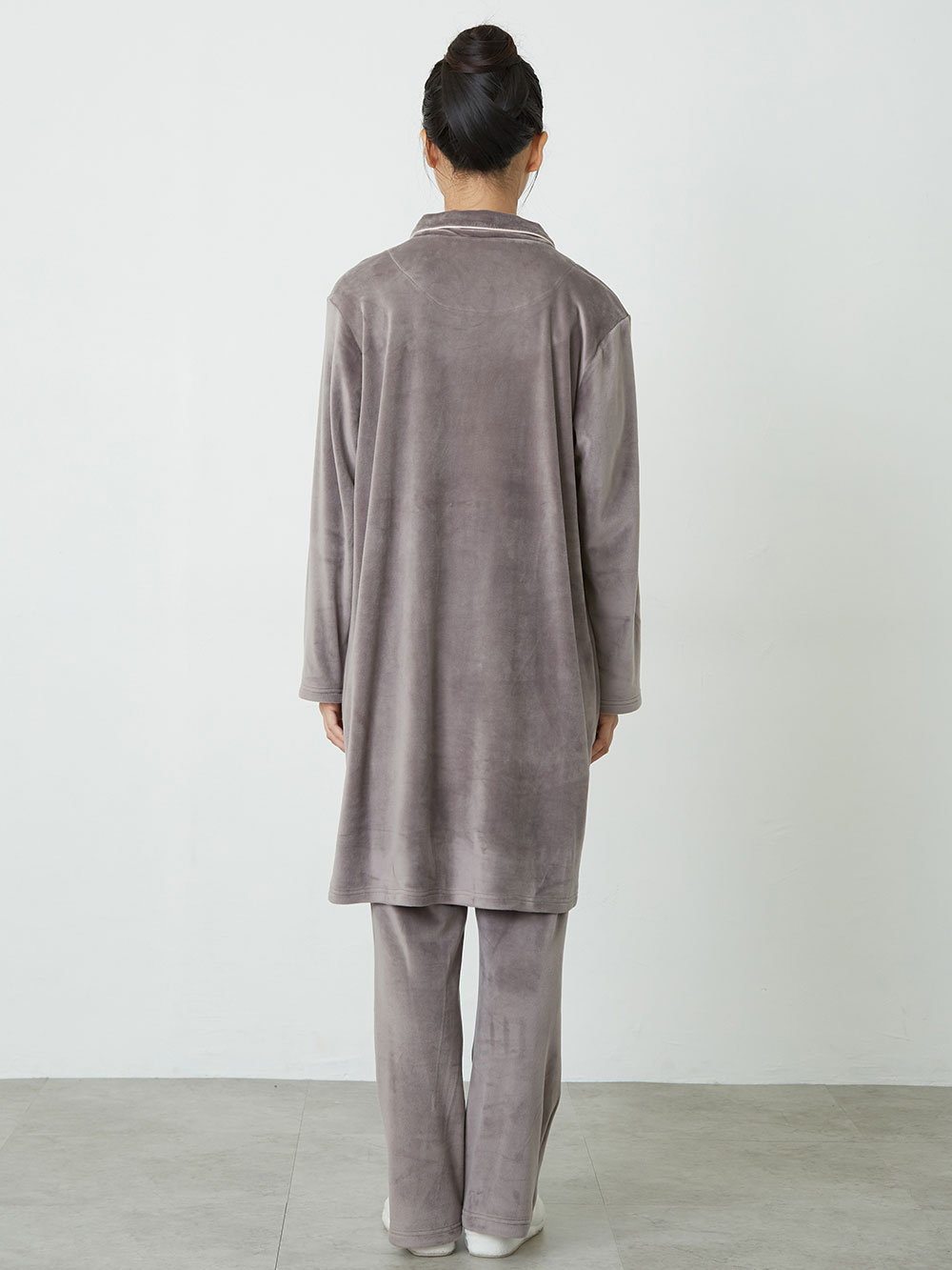 マタニティ パジャマ・ルームウェア|fairy（フェアリー）【セット】長袖ストレッチベロアオープンカラーパジャマ　マタニティ・授乳パジャマ