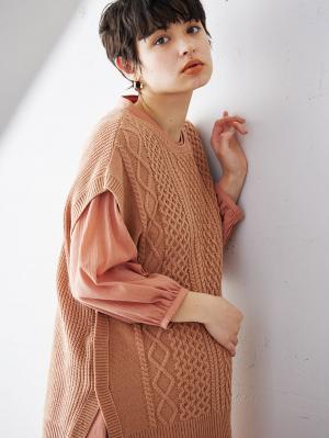 授乳も便利なケーブルニットベスト　マタニティ・授乳服【出産後も長く使える】10069