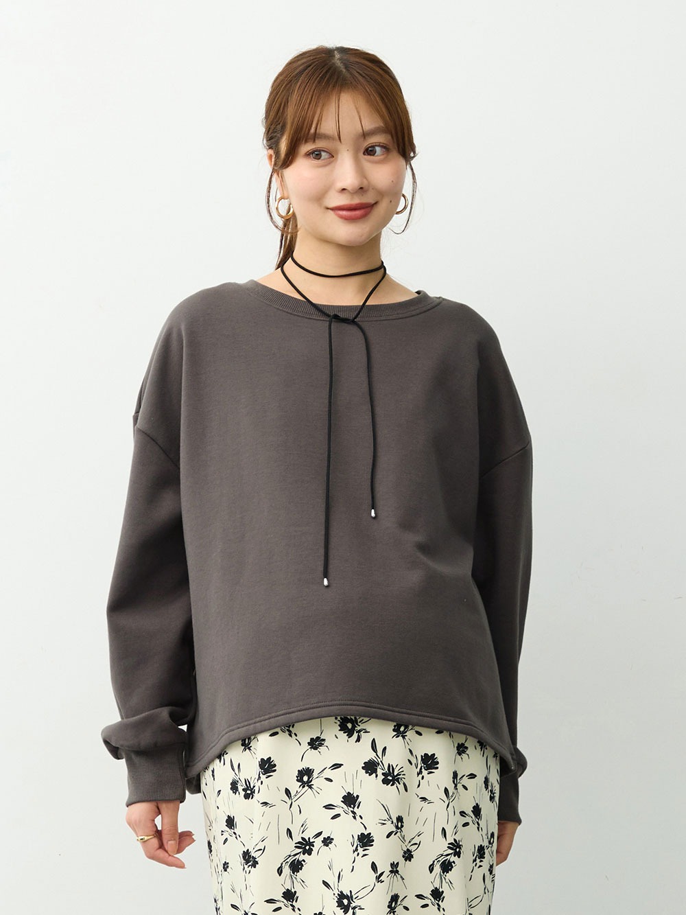マタニティトップス・授乳服トップス|ミニ裏毛起毛レイヤード風スウェット　マタニティ・授乳服【出産後も長く使える】|チャコール