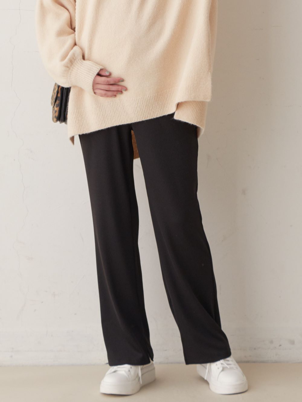 マタニティ パンツ|ストレッチリブフレアパンツ マタニティ・産後【出産後も長く使える】|ブラック