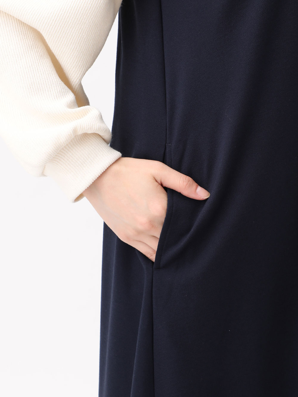 マタニティ ワンピース|Vネックポンチフレアージャンパースカート　マタニティ・授乳服【出産後も長く使える】