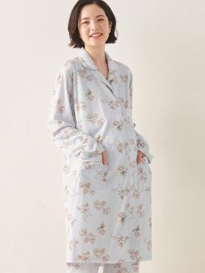 マタニティ パジャマ・ルームウェア|マタニティ期から産後まで使える 快適シームレステーラードスムースパジャマ 親子コーデ 産院推奨 ポケット付 授乳しやすい 産前・産後 セット商品 洗濯機OK/ネット使用OK|サックス×プリント