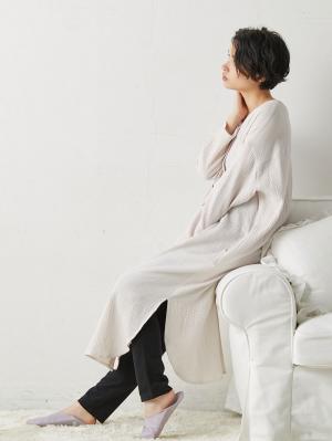 マタニティ パジャマ・ルームウェア|【セット】ぷくぷくダブルガーゼVネックワンピ&産前産後使えるレギンスパジャマ マタニティ・授乳パジャマ【親子コーデ可】|オフベージュ