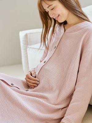 マタニティ パジャマ・ルームウェア|【セット】ぷくぷくダブルガーゼVネックワンピ&産前産後使えるレギンスパジャマ マタニティ・授乳パジャマ【親子コーデ可】|グレイッシュピンク