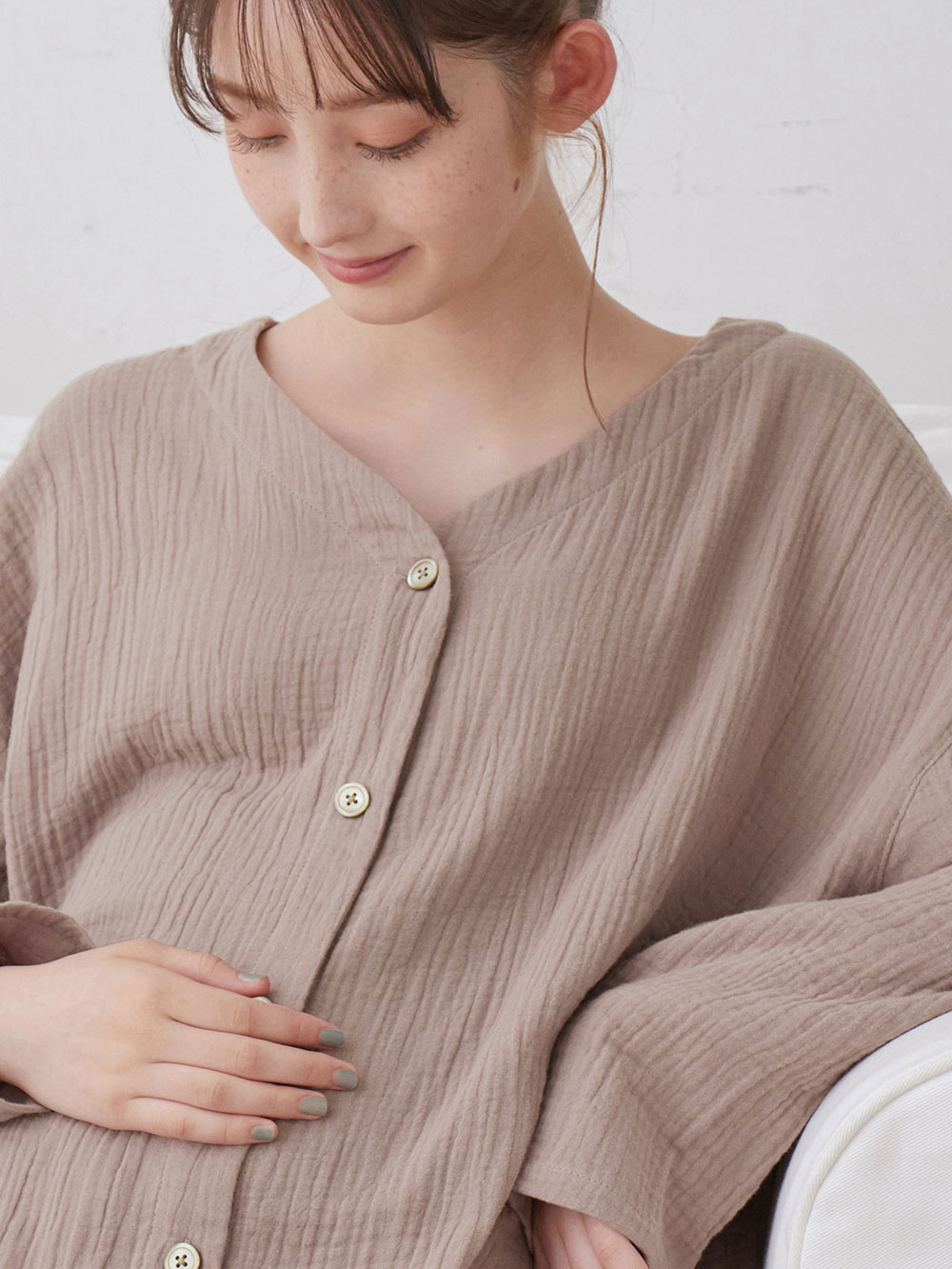 マタニティ パジャマ・ルームウェア|【セット】ぷくぷくダブルガーゼVネックワンピ&産前産後使えるレギンスパジャマ マタニティ・授乳パジャマ【親子コーデ可】|モカブラウン