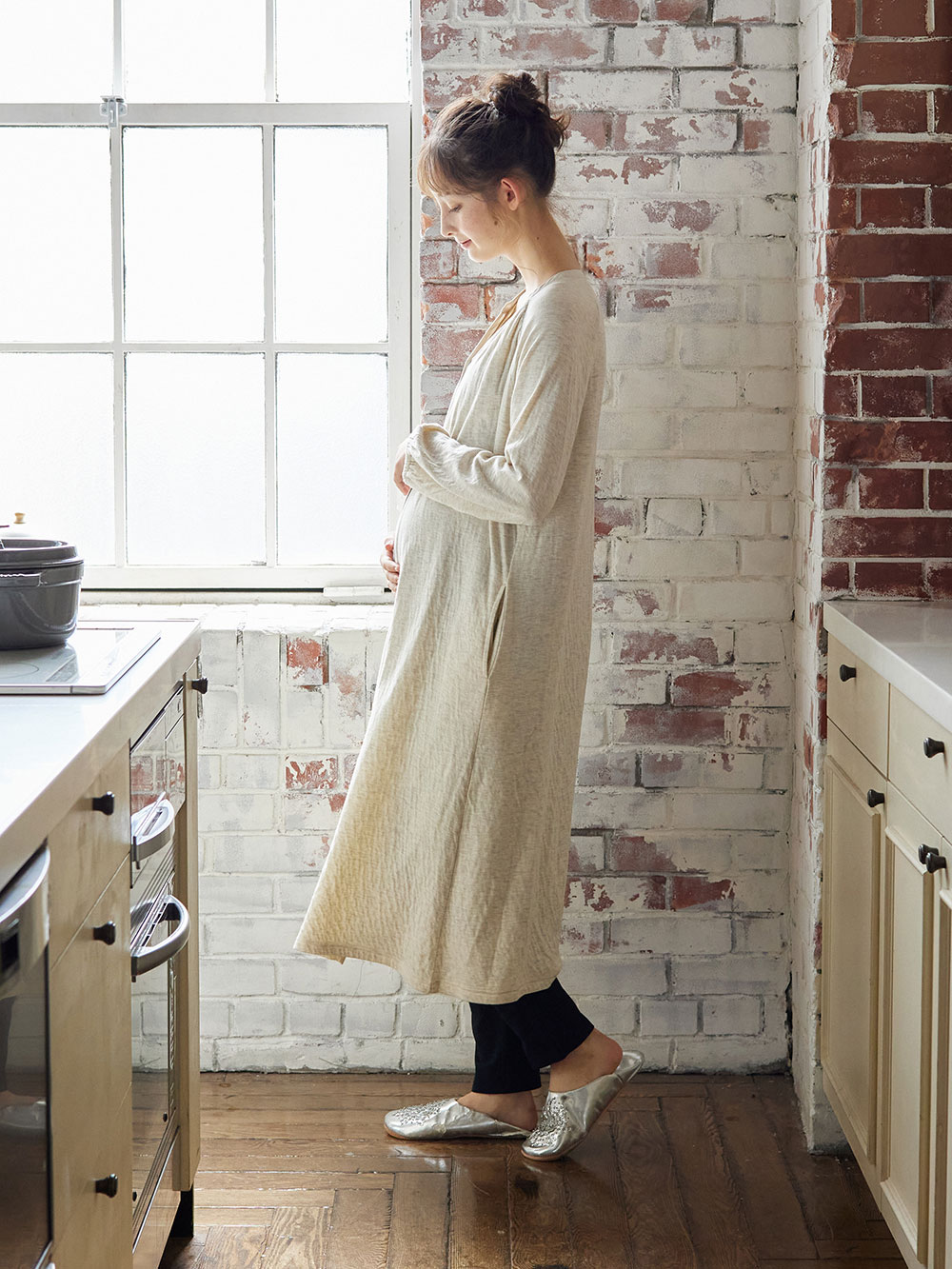 マタニティ パジャマ ルームウェア 接結ガーゼスリットネック前開きワンピース 産後も使えるレギンスパジャマ マタニティ 授乳パジャマ マタニティウェア 授乳服通販 エンジェリーベ 公式