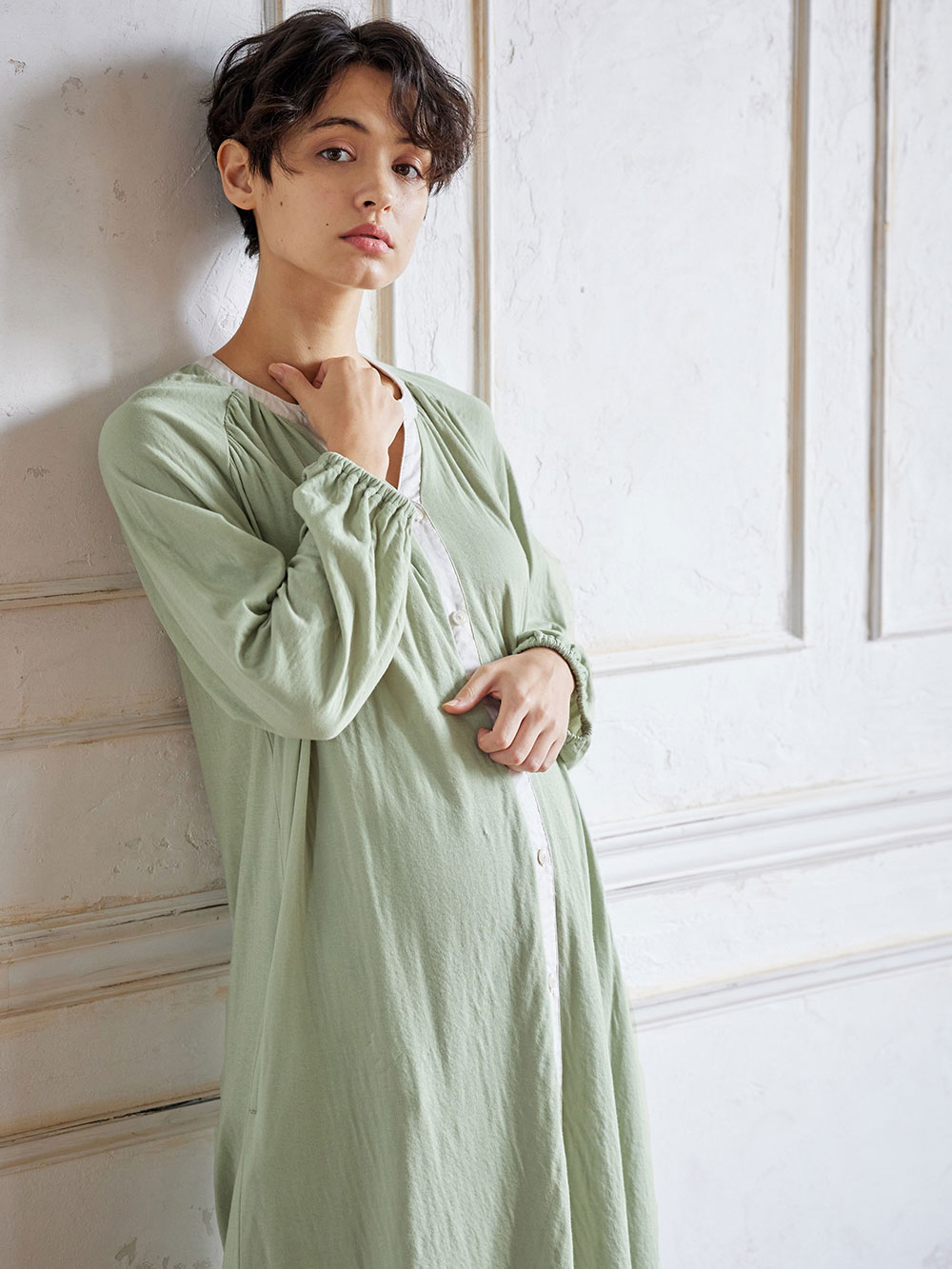 マタニティ パジャマ ルームウェア 接結ガーゼスリットネック前開きワンピース 産後も使えるレギンスパジャマ マタニティ 授乳パジャマ マタニティウェア 授乳服通販 エンジェリーベ 公式