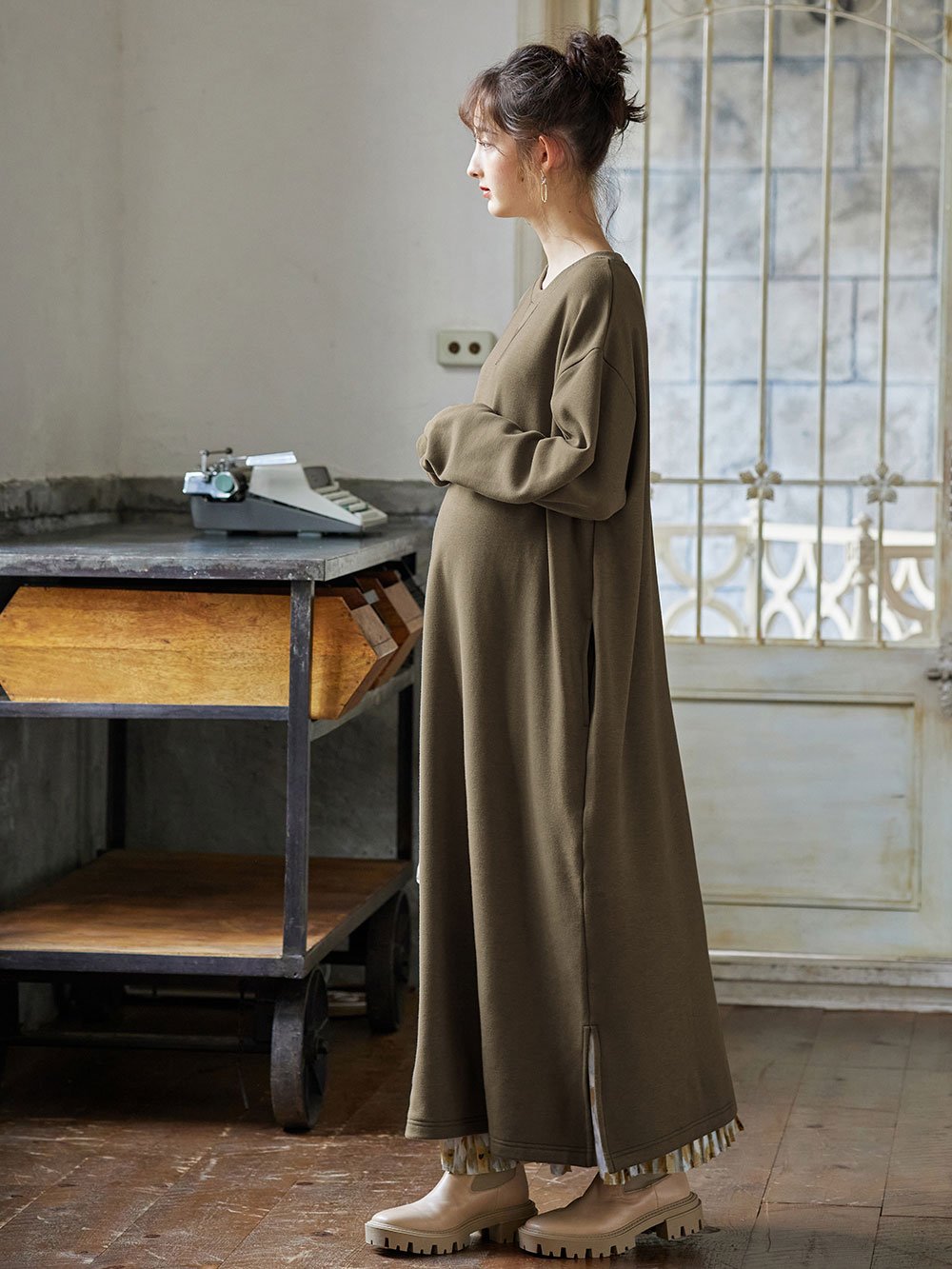 マタニティ ワンピース|【極暖】裏シャギーあったかワイドマキシワンピース　マタニティ・授乳服【出産後も長く使える】|カーキ