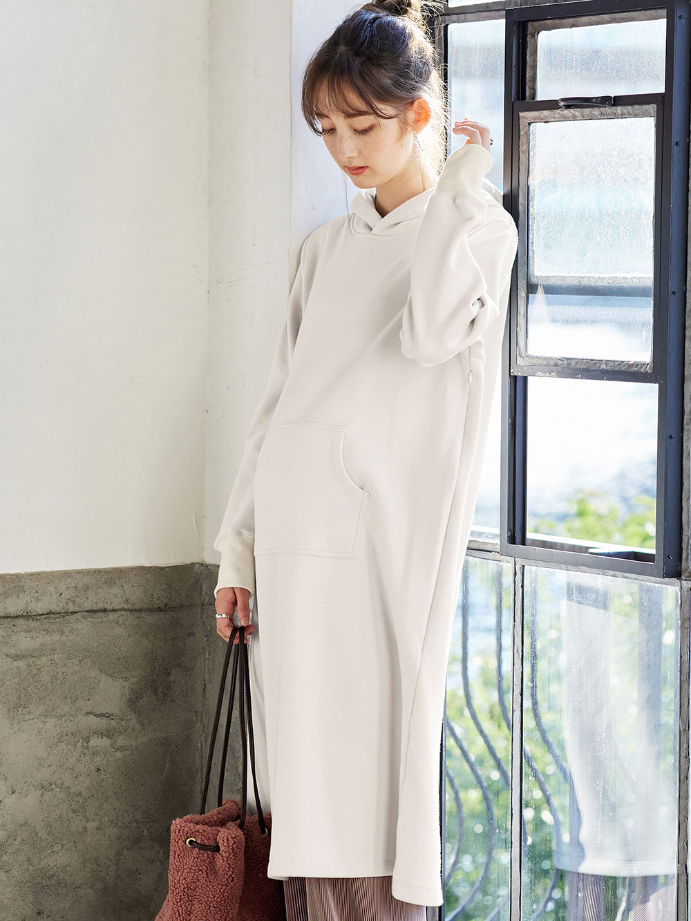 マタニティ ワンピース|【極暖】裏シャギーパーカーあったかワンピース　マタニティ・授乳服|アイスベージュ