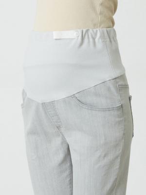 マタニティ パンツ|ain（アイン）センタープレスデニムフレアパンツ　マタニティ・産後【出産後も長く使える】