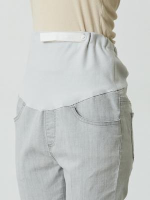 マタニティ パンツ|ain（アイン）センタープレスデニムフレアパンツ　マタニティ・産後【出産後も長く使える】