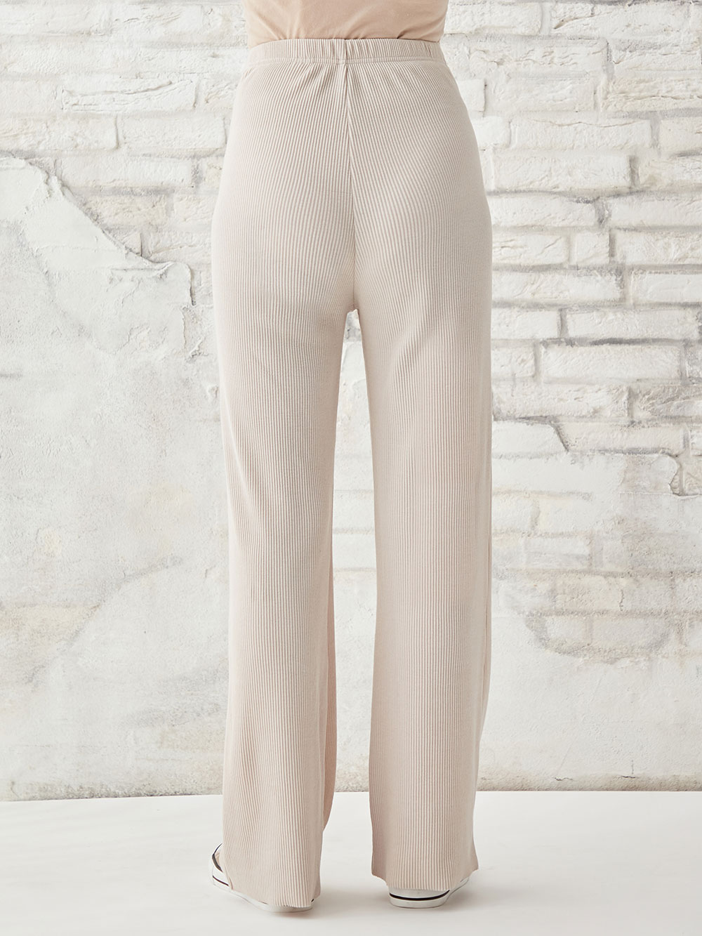 マタニティ パンツ|ain（アイン）　セルフカットできるリブフレアパンツ【出産後も長く使える】