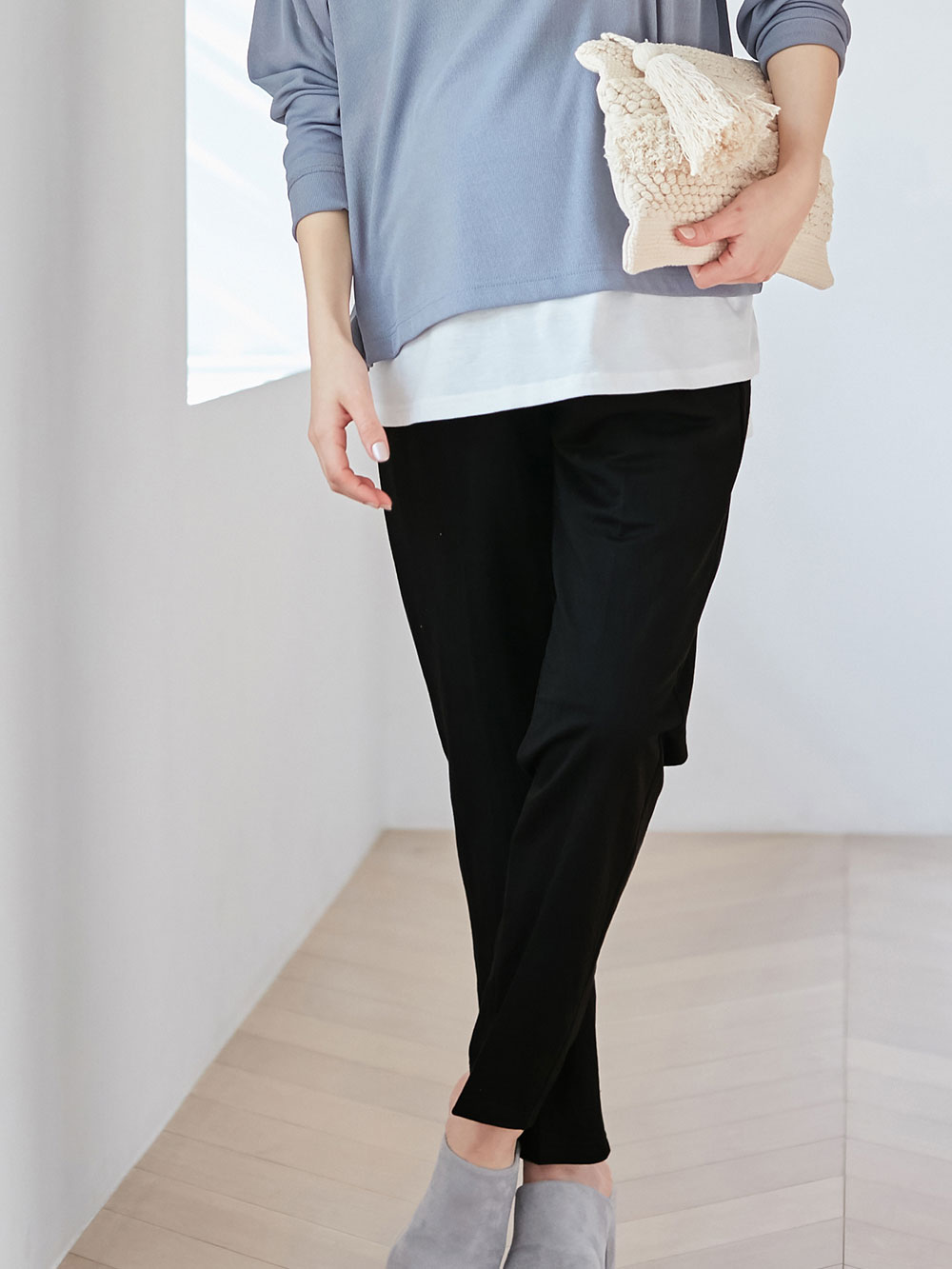 マタニティ パンツ サロペット Ain アイン 接触冷感センタープレステーパードパンツ マタニティ マタニティウェア 授乳服通販 エンジェリーベ 公式 マタニティ パンツ サロペット Ain アイン 接触冷感センタープレステーパードパンツ マタニティ マタニティウェア 授乳服通販 エンジェリーベ 公式