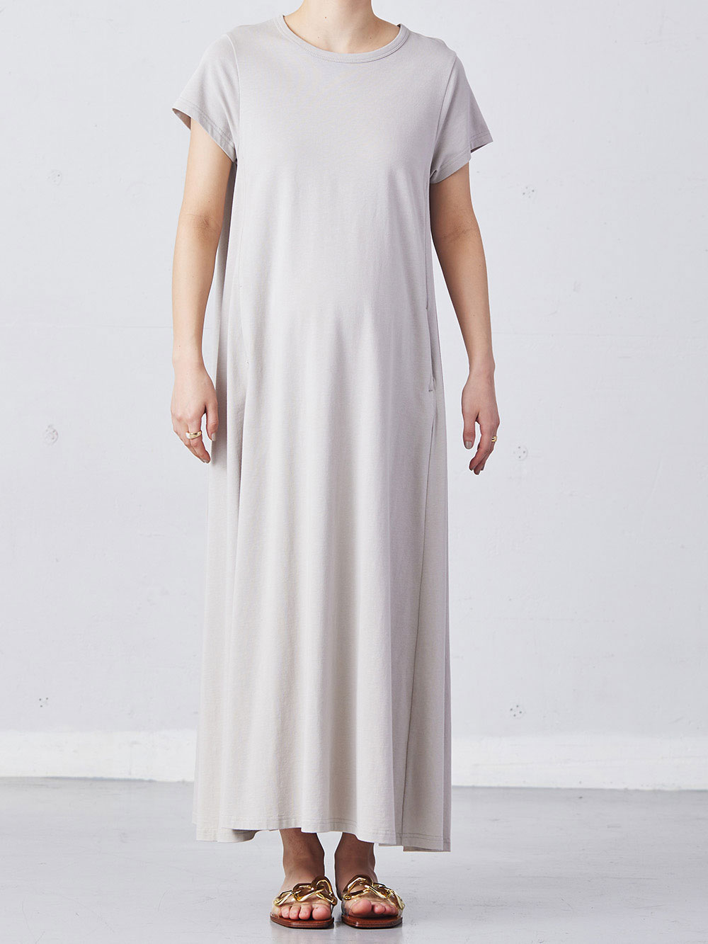マタニティ ワンピース|Aライン半袖ワンピース（ロング丈）　マタニティ・授乳服【出産後も長く使える】