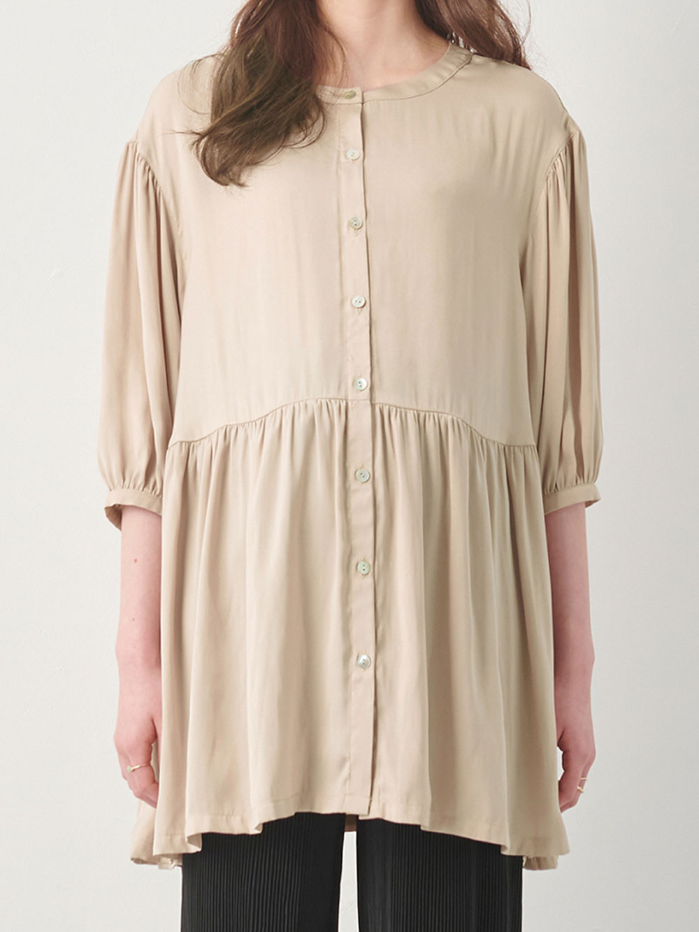 マタニティ トップス|ヴィンテージサテンティアード半袖ブラウス　マタニティ・授乳服【出産後も長く使える】