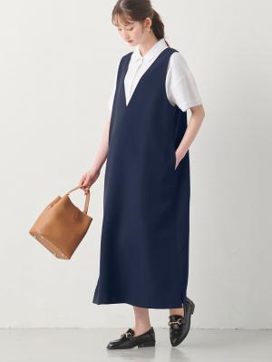 マタニティ ワンピース|Vネックロングジャンパースカート　マタニティ・授乳服【出産後も長く使える】|ネイビー