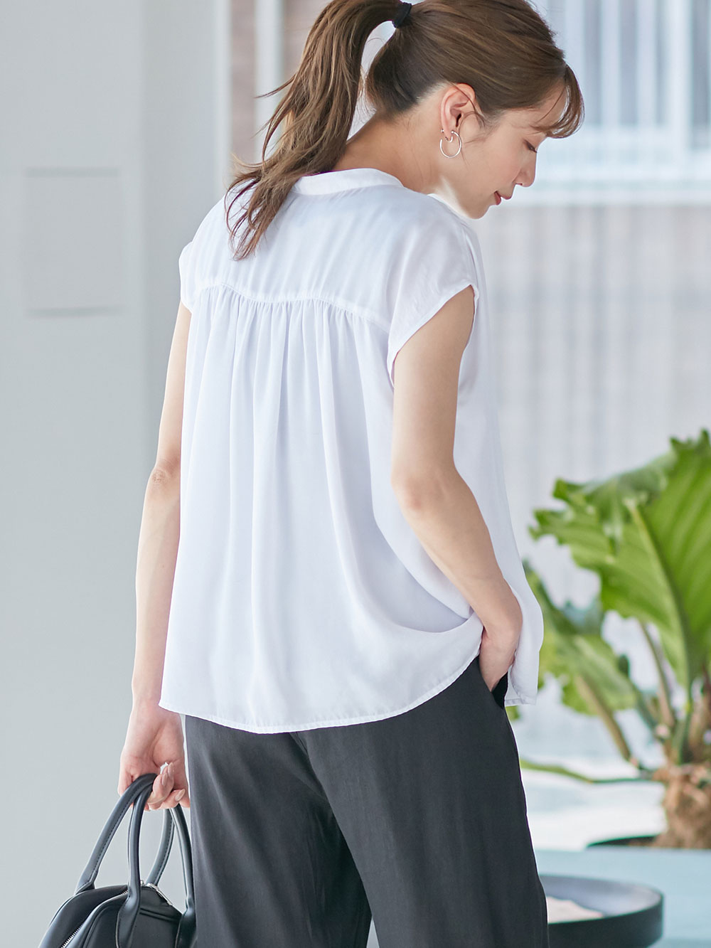 マタニティ トップス|ヴィンテージサテンギャザートップス　マタニティ・授乳服【出産後も長く使える】|ホワイト