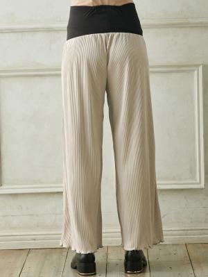 マタニティ パンツ|fairy（フェアリー）スウェード調プリーツパンツ　マタニティ・産後【出産後も長く使える】