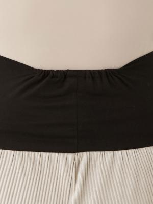 マタニティ パンツ|fairy（フェアリー）スウェード調プリーツパンツ　マタニティ・産後【出産後も長く使える】