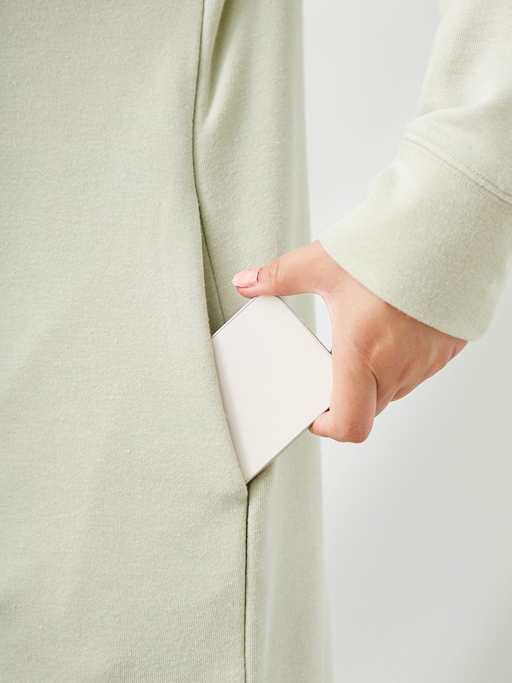 マタニティ ワンピース|やわらかミニ裏毛フードパーカーロングワンピース　マタニティ・産後【出産後も長く使える】