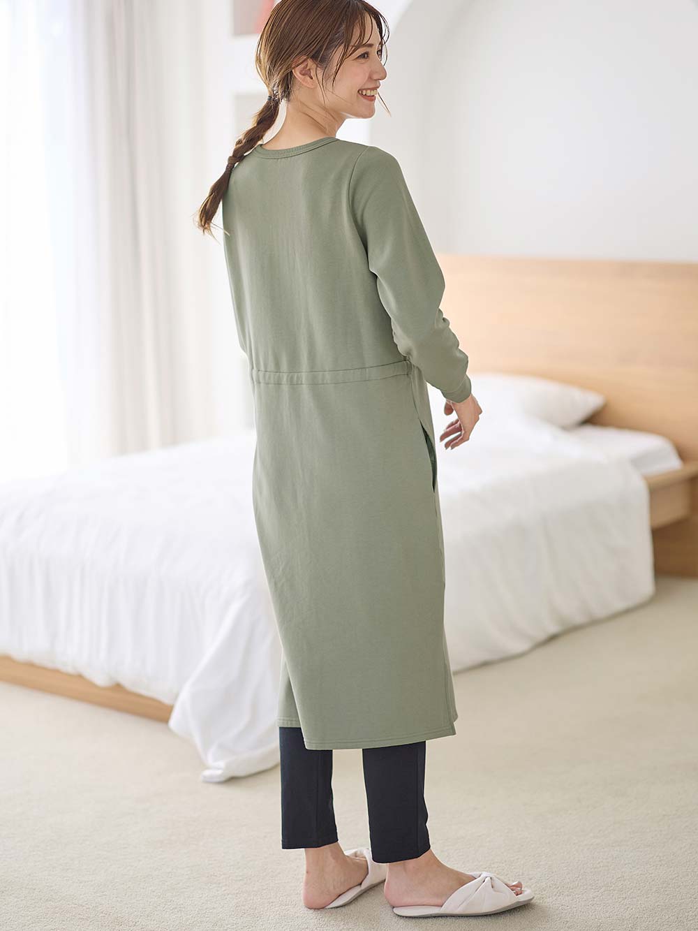 マタニティ パジャマ・ルームウェア|裏毛裏起毛ウエスト切替ワンピース&産後も使えるレギンスパジャマ　　マタニティ・授乳パジャマ【出産後も長く使える】|カーキ