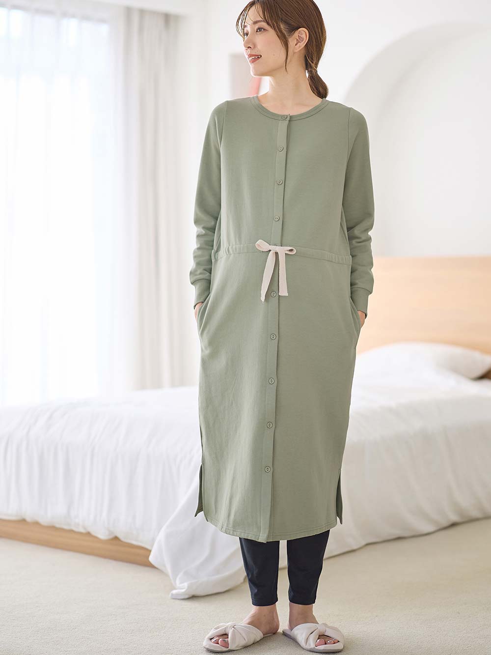 マタニティ パジャマ・ルームウェア|裏毛裏起毛ウエスト切替ワンピース&産後も使えるレギンスパジャマ　　マタニティ・授乳パジャマ【出産後も長く使える】|カーキ