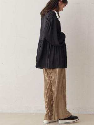 マタニティ パンツ|裾が床につかないフリーカットできるランダムプリーツワイドパンツ　マタニティ・産後【出産後も長く使える】|ベージュ