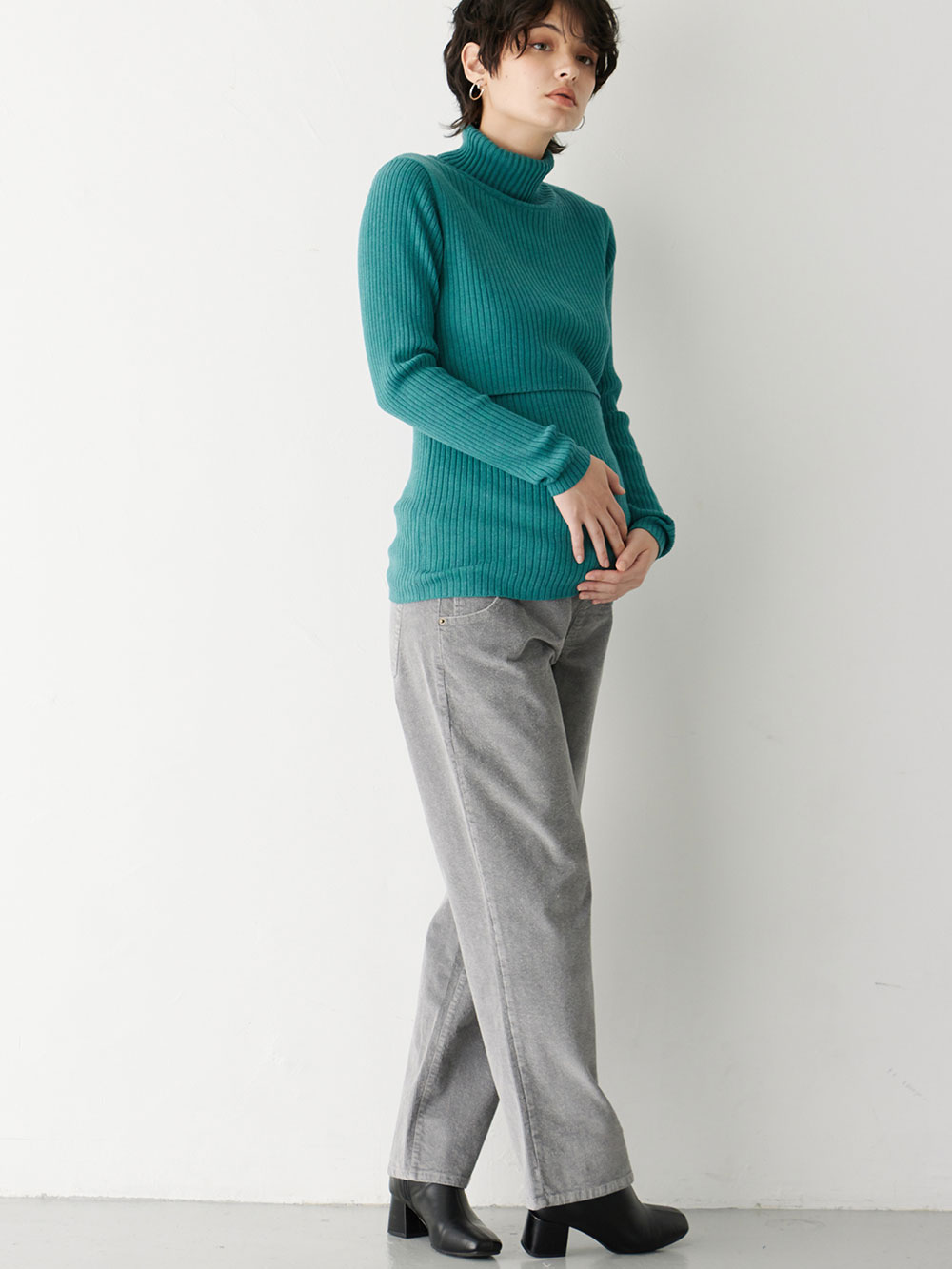 マタニティ パンツ|ストレッチコーデュロイワイドストレートパンツ マタニティ・産後【出産後も長く使える】|グレー