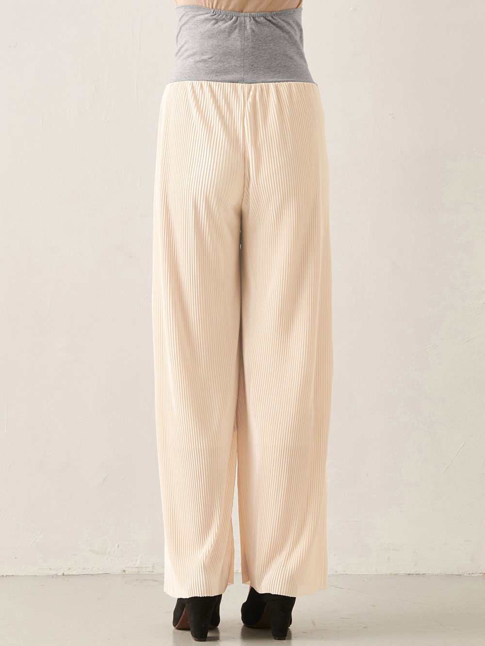 マタニティ パンツ|裾が床につかない機能付フリーカットできるプリーツパンツ マタニティ・産後【出産後も長く使える】