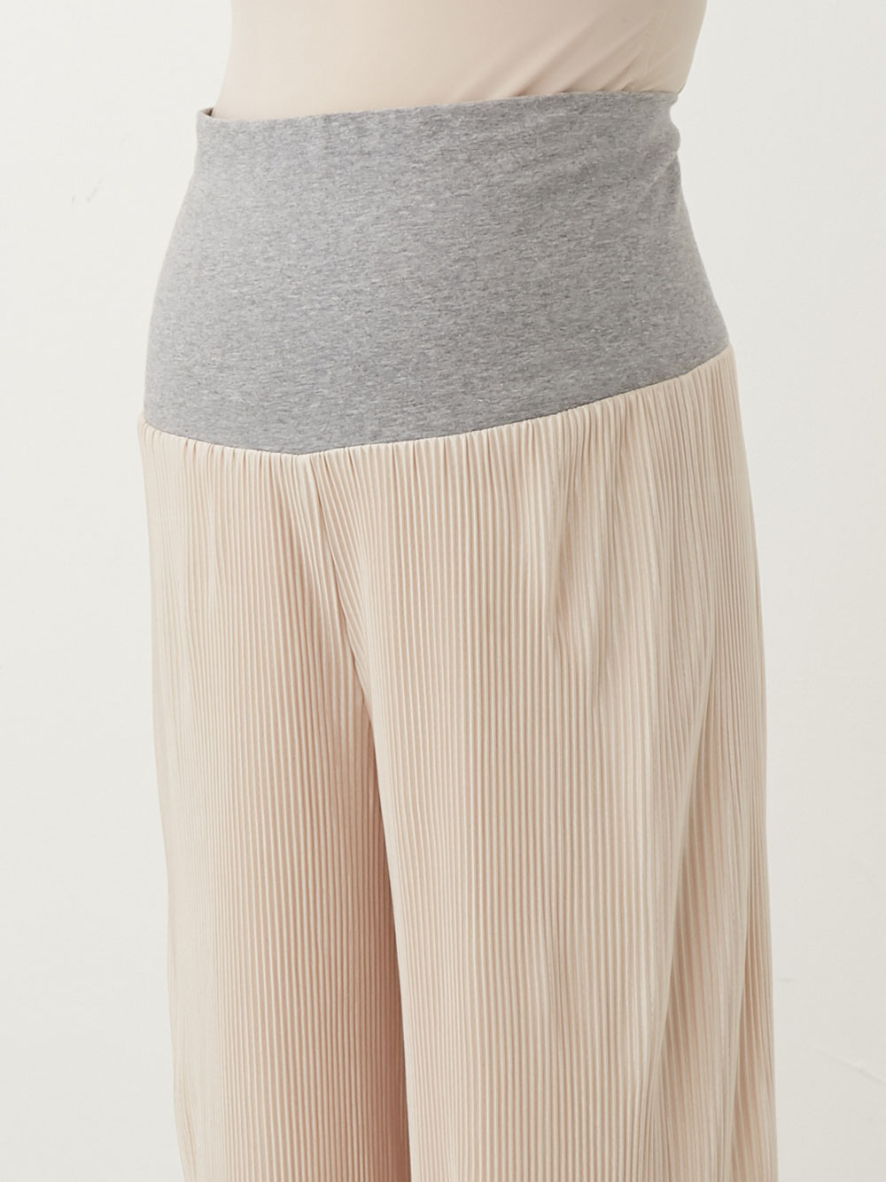 マタニティ パンツ|裾が床につかない機能付フリーカットできるプリーツパンツ マタニティ・産後【出産後も長く使える】