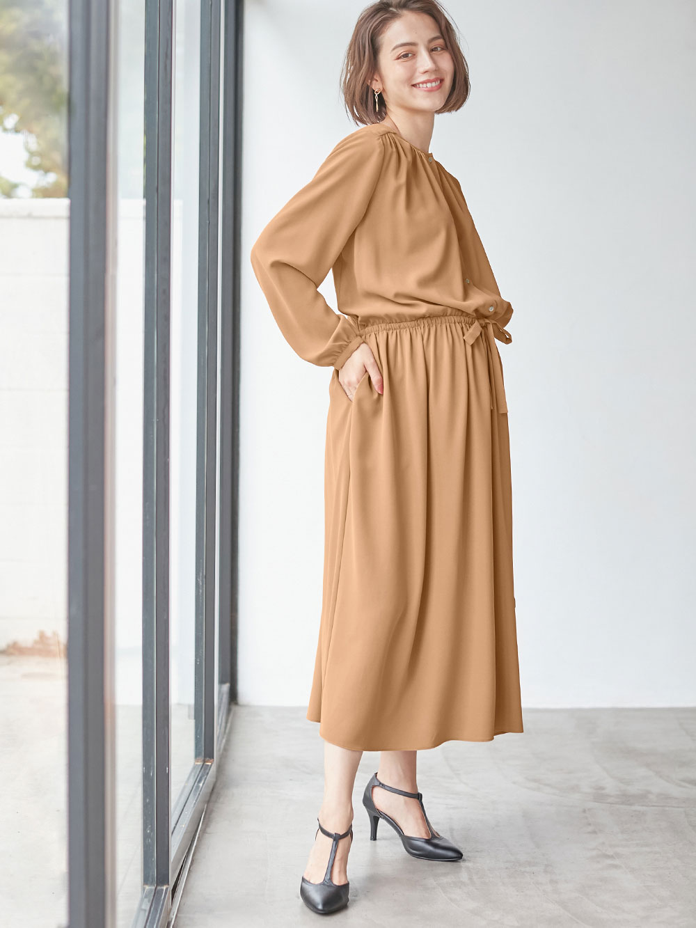 マタニティ ワンピース|ウエストドロストワンピース　マタニティ・産後【出産後も長く使える】|ベージュ