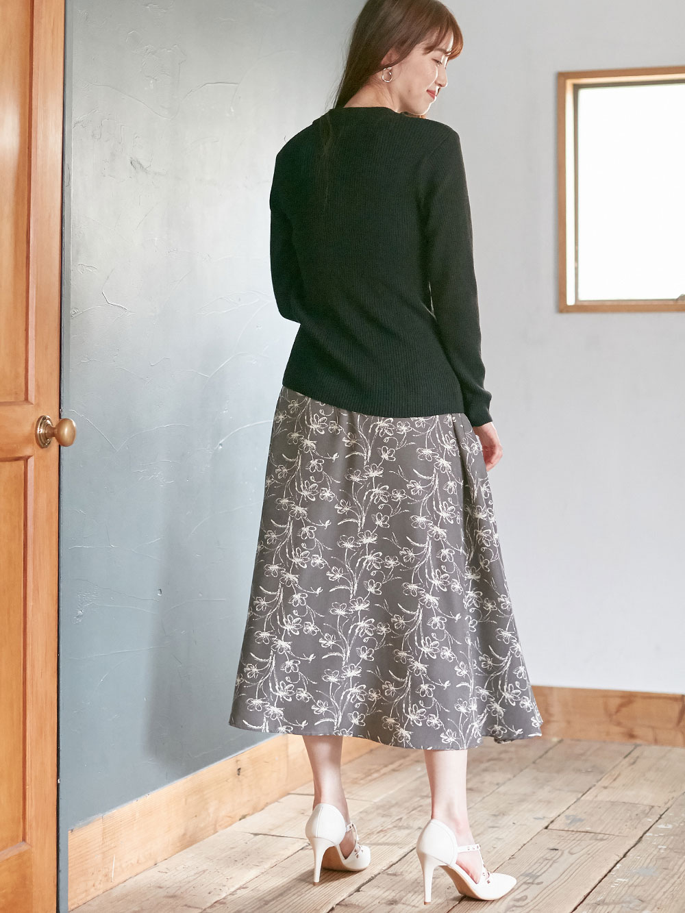 マタニティ スカート|フラワープリントフレアスカート　マタニティ・産後【出産後も長く使える】|グレー