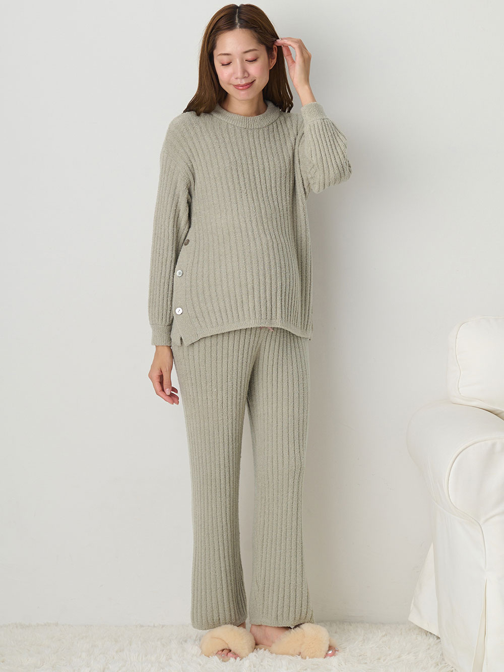 マタニティ トップス|やわらかニットサイドボタンプルオーバー　マタニティ・産後【出産後も長く使える】|カーキッシュベージュ