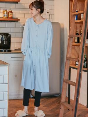 マタニティ パジャマ・ルームウェア|綿混やわらかスムース前開きワンピース×産後も使えるレギンスパジャマ【出産後も長く使える】|サックス