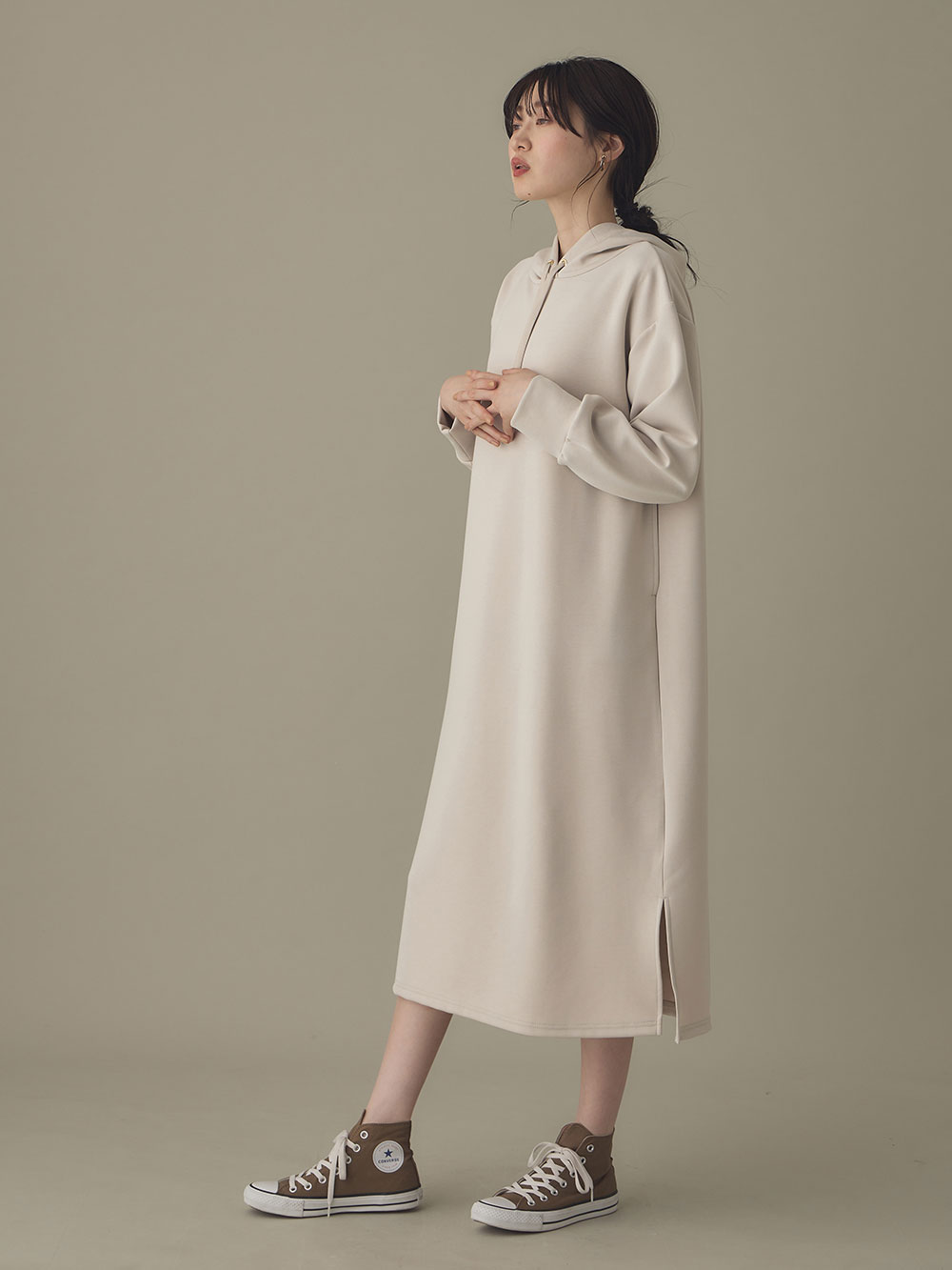 マタニティ ワンピース|Rosemadame（ローズマダム）　パーカーワンピース　マタニティ・産後授乳服【出産後も長く使える】|オフベージュ
