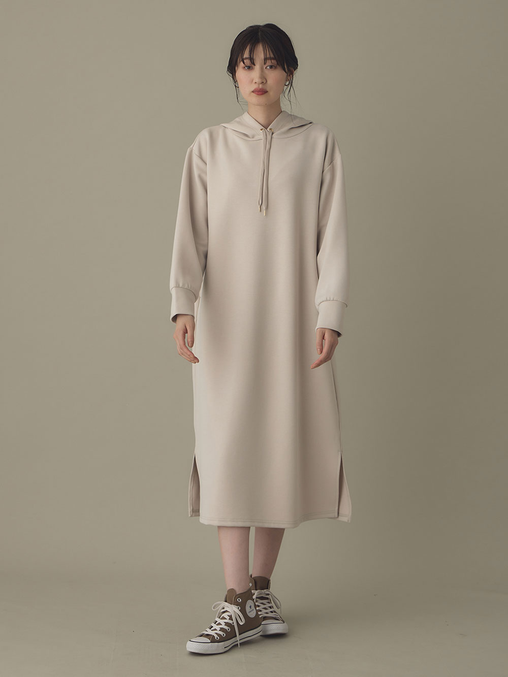 マタニティ ワンピース|Rosemadame（ローズマダム）　パーカーワンピース　マタニティ・産後授乳服【出産後も長く使える】|オフベージュ