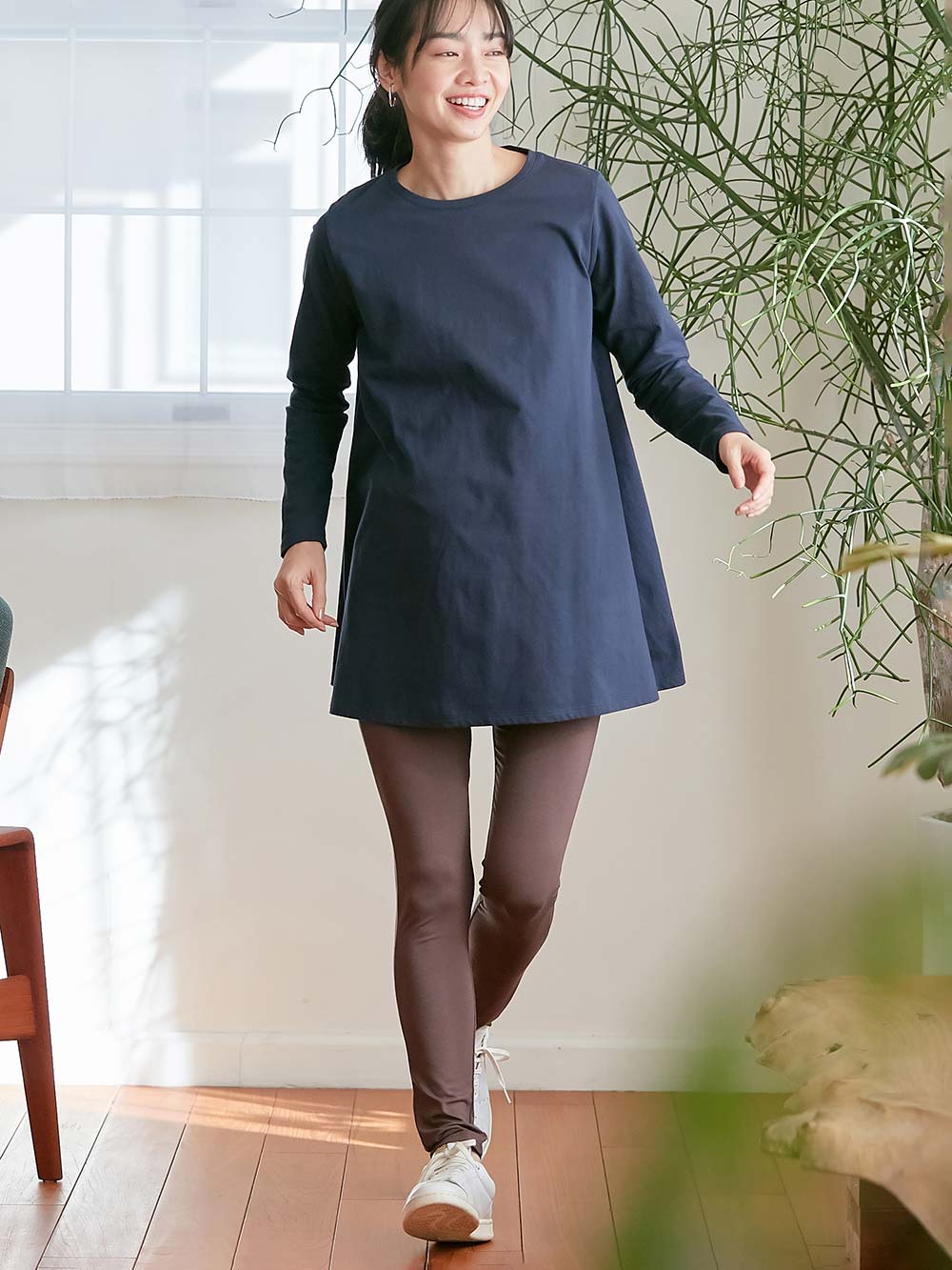 マタニティ トップス|綿混やわらかフレアロングTシャツ マタニティ・産後授乳服【出産後も長く使える】|ネイビー