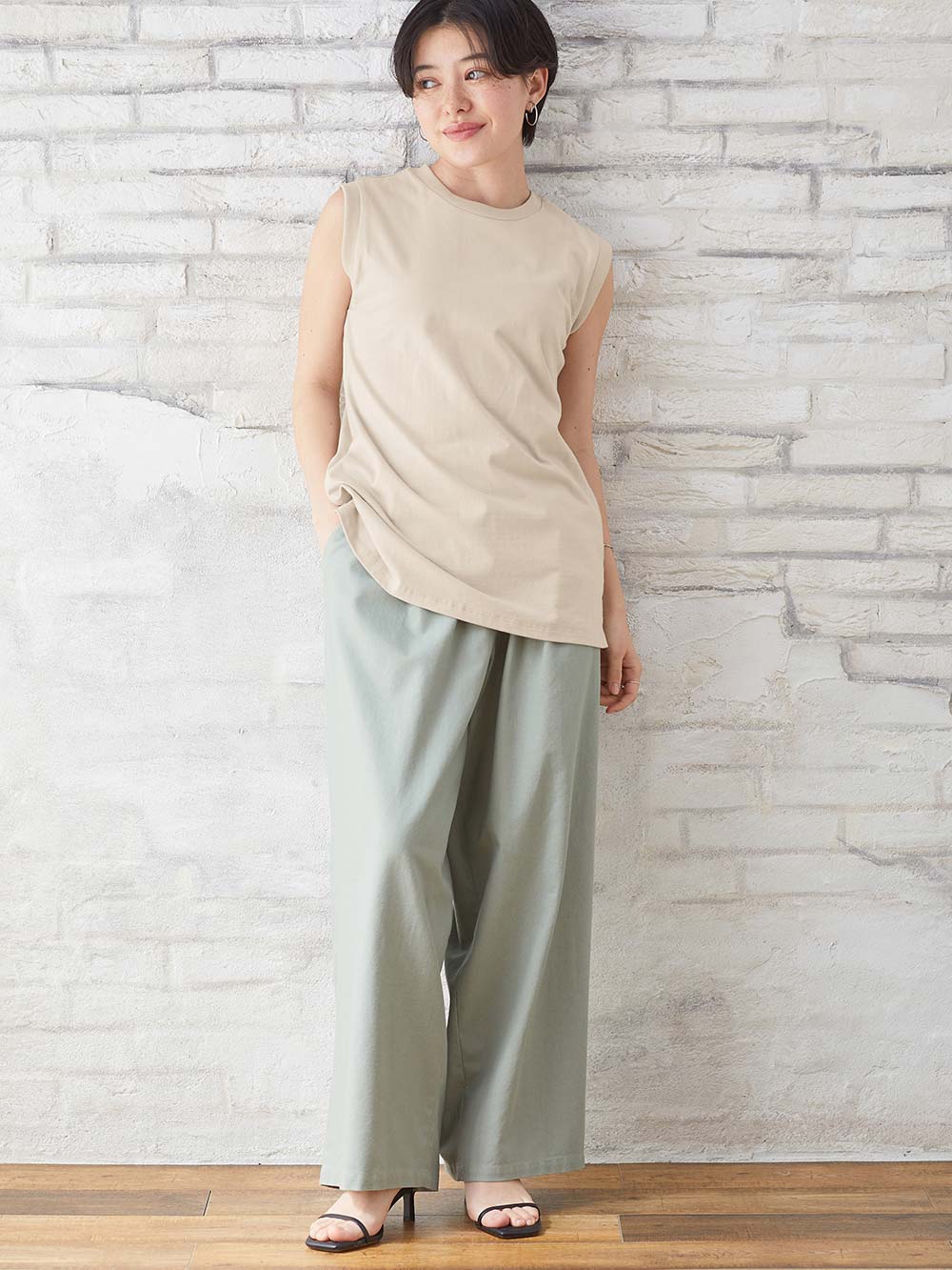 マタニティ トップス|綿混やわらかノースリーブTシャツ　マタニティ・産後授乳服【出産後も長く使える】|グレージュ