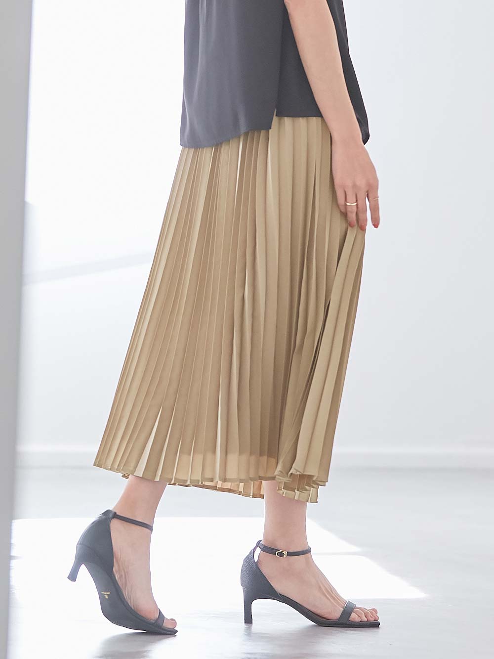 マタニティ スカート|プリーツスカート マタニティ・産後【出産後も長く使える】|ベージュ