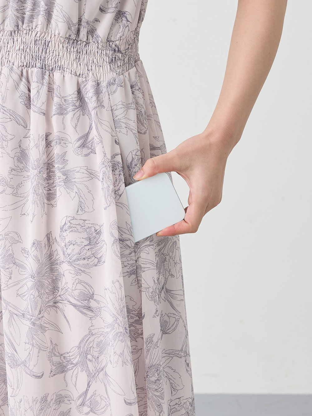 マタニティ ワンピース|ウエストシャーリング花柄ギャザーワンピース　マタニティ・産後授乳服【出産後も長く使える】