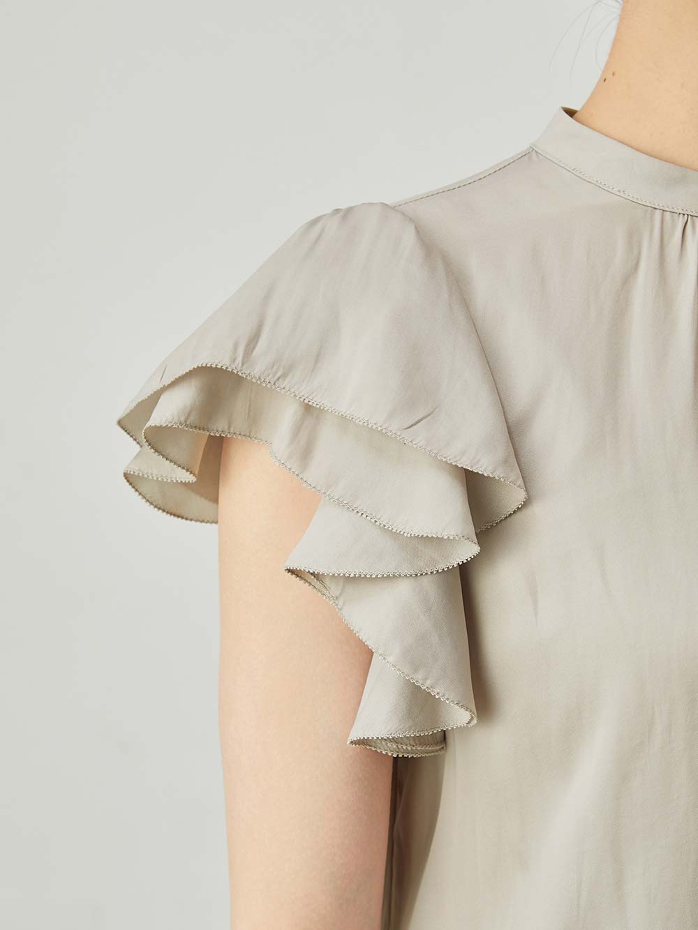 マタニティ トップス|ヴィンテージサテンフレアスリーブブラウス　マタニティ・産後授乳服【出産後も長く使える】