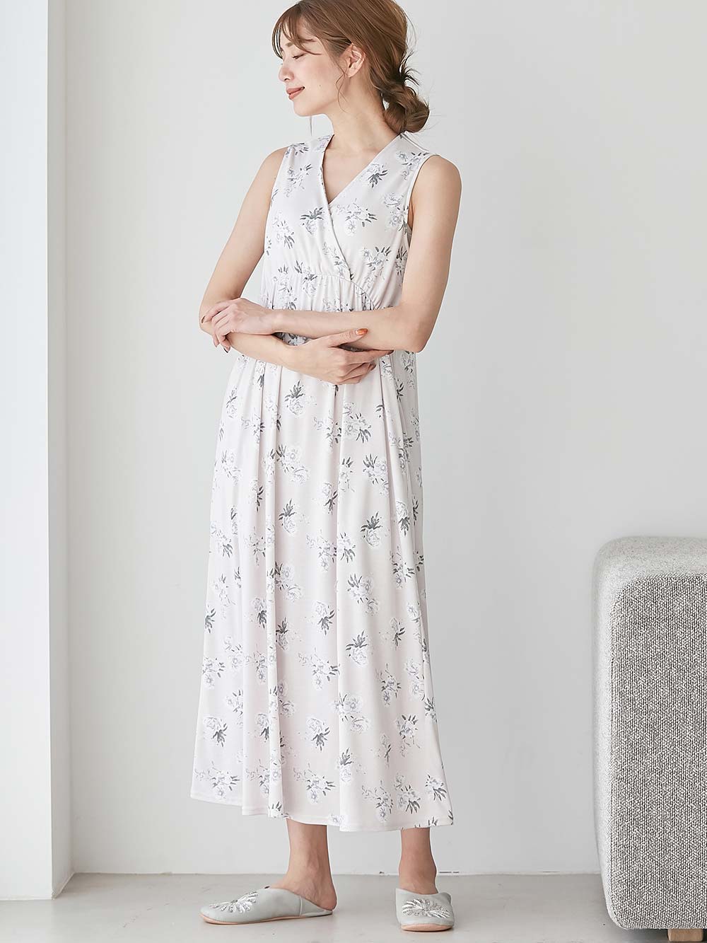 マタニティ パジャマ・ルームウェア|【親子コーデ可】スムースカシュクールパット付ノースリーブネグリジェ　マタニティ・産後授乳服【出産後も長く使える】|ペールピンク×プリント