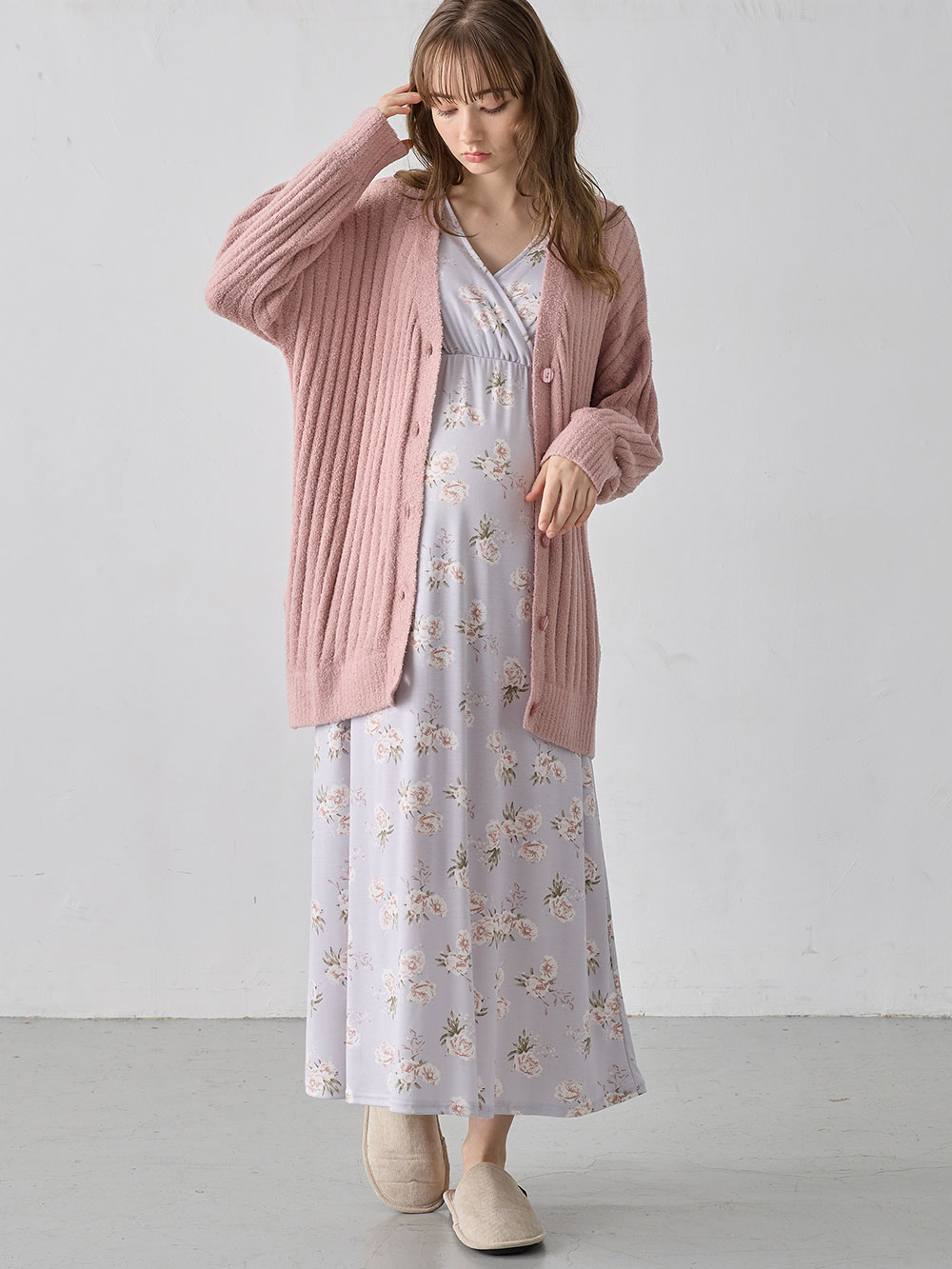 マタニティ パジャマ・ルームウェア|【親子コーデ可】スムースカシュクールパット付ノースリーブネグリジェ　マタニティ・産後授乳服【出産後も長く使える】|サックス×プリント