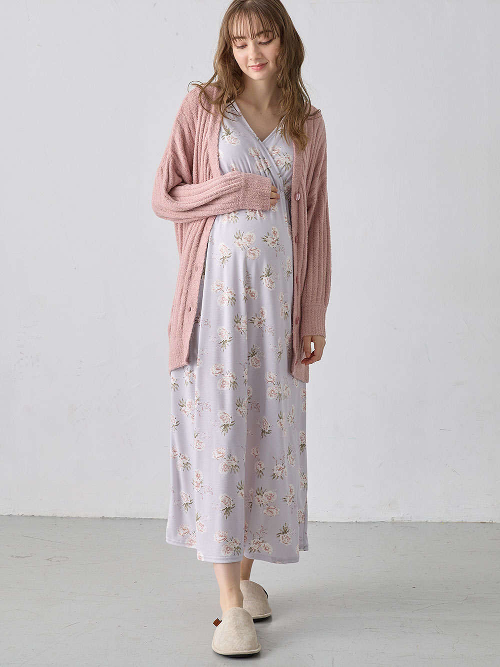 マタニティ パジャマ・ルームウェア|【親子コーデ可】スムースカシュクールパット付ノースリーブネグリジェ　マタニティ・産後授乳服【出産後も長く使える】|サックス×プリント