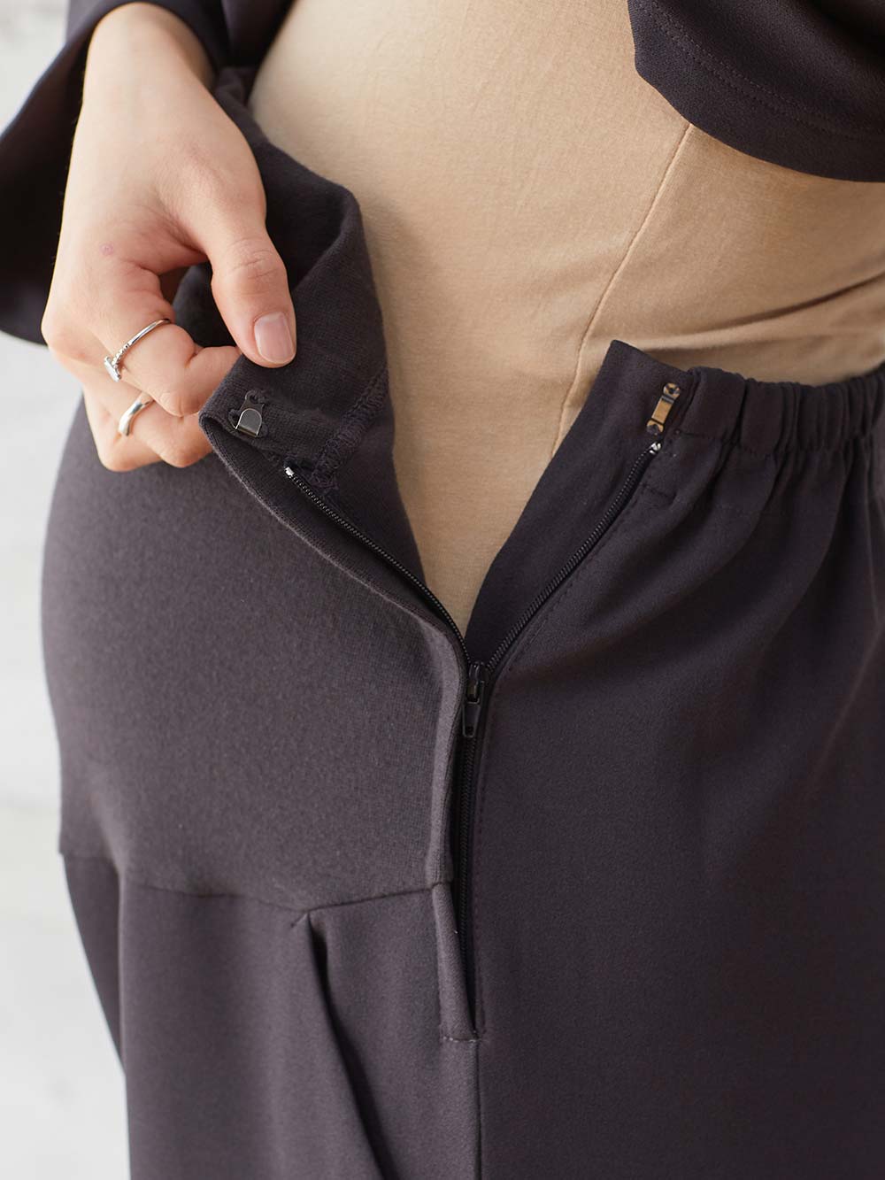 マタニティ パンツ|P・パンツ　強撚スムースセンタープレステーパード