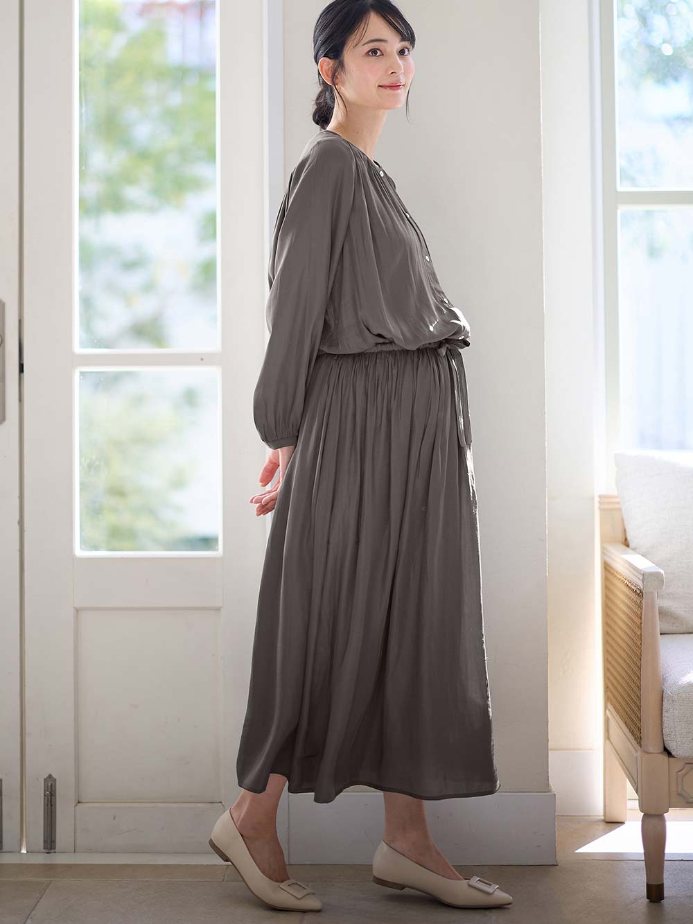 マタニティ ワンピース|ヴィンテージサテンワンピース　マタニティ・産後授乳服【出産後も長く使える】|チャコール