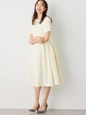 マタニティ ワンピース|半袖タックフレアーワンピース　マタニティ・産後授乳服【出産後も長く使える】|オフホワイト