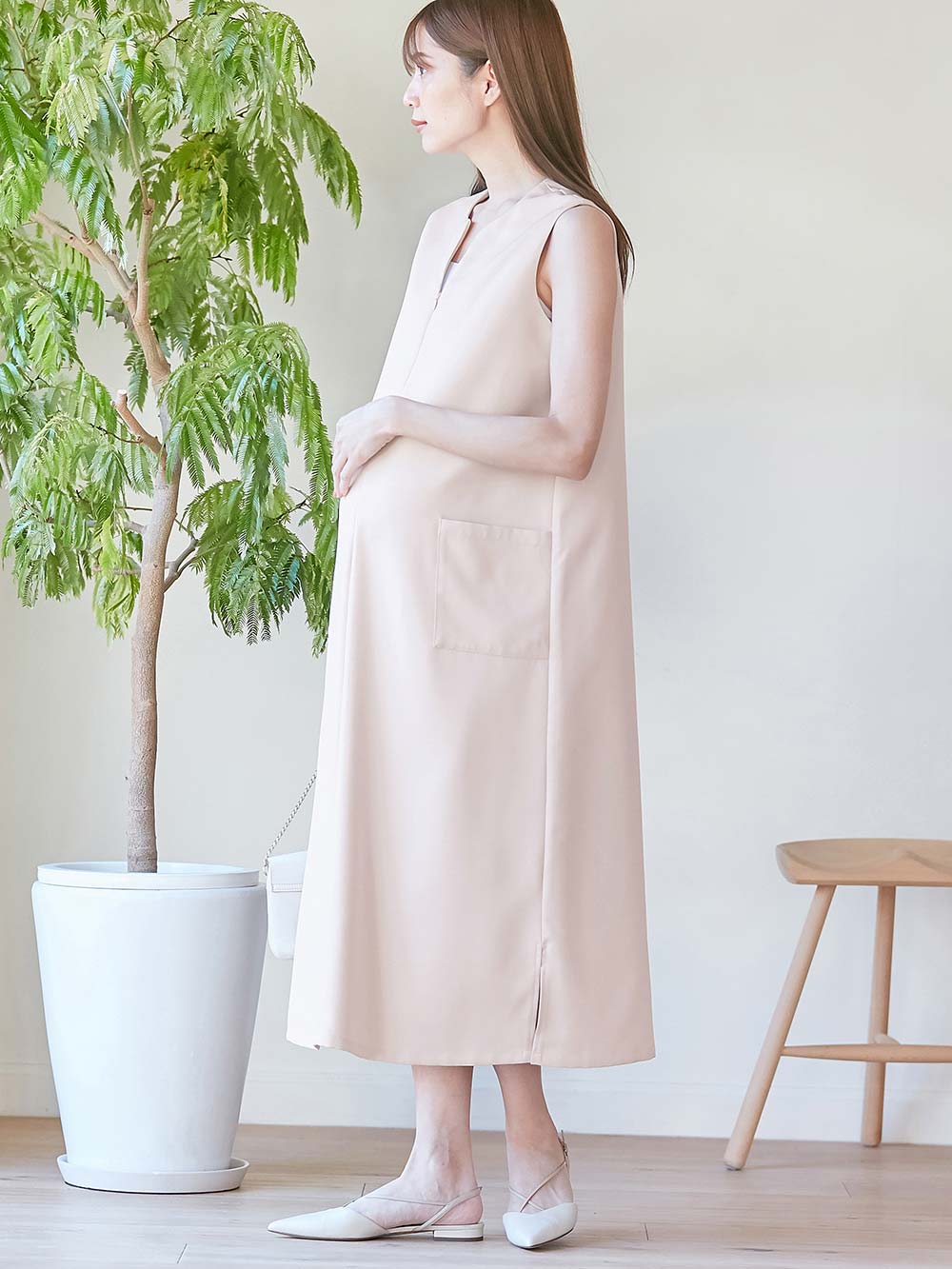 マタニティ ワンピース|キーネックロングワンピース　マタニティ・産後授乳服【出産後も長く使える】|ベージュ